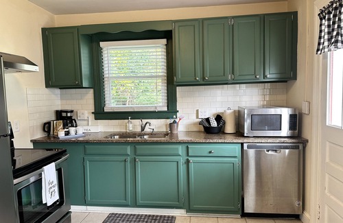 Wake Forest House | Updated Historic Home 2Mins from downtown Wake Forest