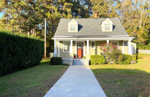 Wake Forest House | Updated Historic Home 2Mins from downtown Wake Forest