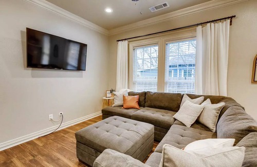 Wylie House | Updated Historical Downtown Home in Wylie