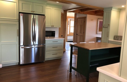 Mount Holly House | Updated Home, Close to Okemo, Hi-Speed WiFi