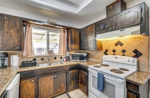 Stockton House | Updated Home in Suburbs - 10 Mi to Dtwn Stockton!