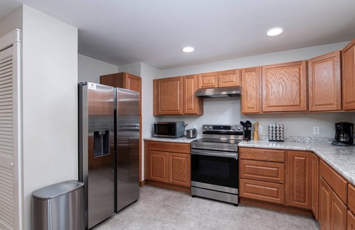 East Haven Rutland County House | Updated Home, Near Killington and Okemo, Hot Tub, EV Charger