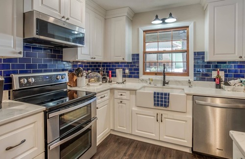 Lake Oconee House | Updated home on Lake Oconee