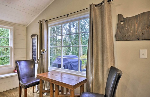Stafford - Tualatin Valley House | Updated Home w/ Fire Pit ~ 13 Mi to Portland!