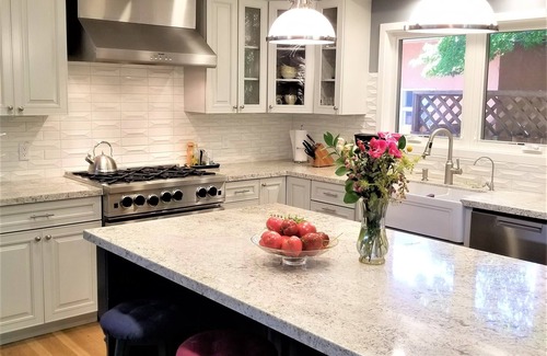 St. Helena House | Updated Home With Hot Tub In The Heart Of St. HelenanPermit #PL 24-013.