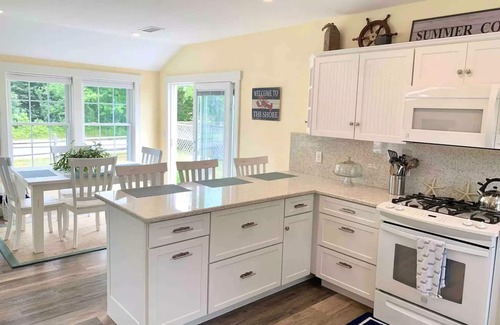 West Dennis House | Updated House - 5 min. walk to beach w/fire pit