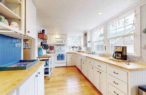 Seaside House | Updated house with patio, great location near beach, dog-friendly