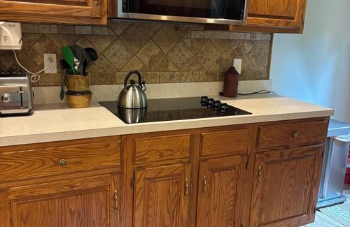 Shenandoah House | Updated interior and reduced rates!