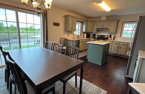Lake James House | Updated Jimmerson Lake - Lake James Chain Home with Dock; Labor Day week is open