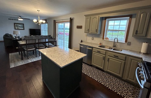 Lake James House | Updated Jimmerson Lake - Lake James Chain Home with Dock; Labor Day week is open