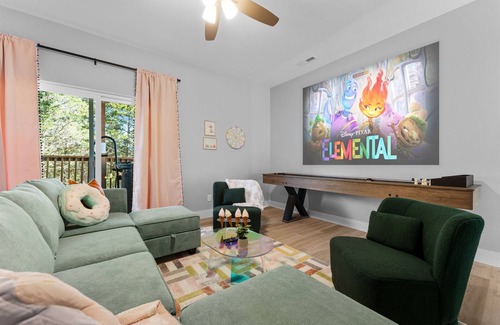 Indian Point Cabin | Updated Lodge Mtn Views, Sldie, HotTub