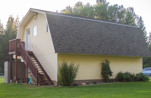 Sagle Apartment | Updated Loft with Waterfront near Sandpoint