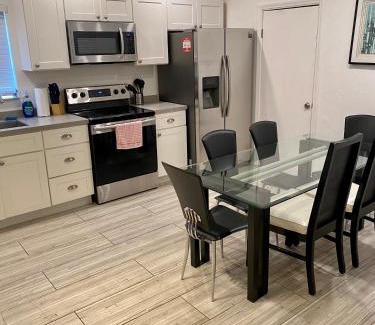 Sailboat Bend Apartment | Updated Modern House with Cozy Feel