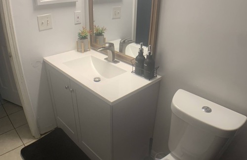 Lawrenceville House | Updated Modern Two Bedroom Home