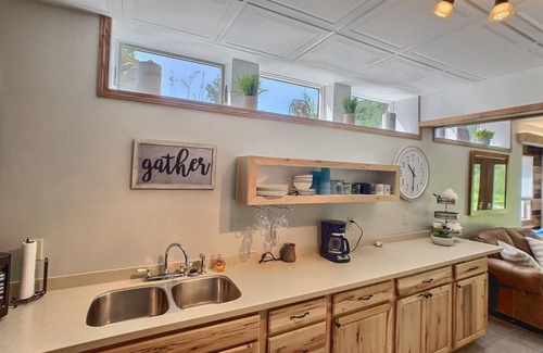 Ellicottville Apartment | Updated & Modern w/King Bed ~ Pet Friendly ~ Sleeps 4 ~ Beautiful views