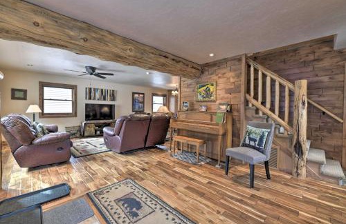 Ouray House | Updated Mtn Home with Deck on Uncompahgre River