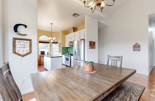 Copperopolis House | Updated mtn-view dog-friendly home with private hot tub, fireplace, firepit, W/D