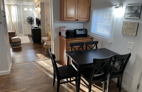 Oak Bluffs House | Updated Oak Bluffs home! Close to everything!