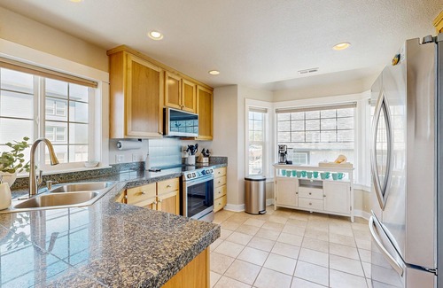 Rockaway Beach House | Updated Ocean View End Townhome with Game Room and Dog Friendly