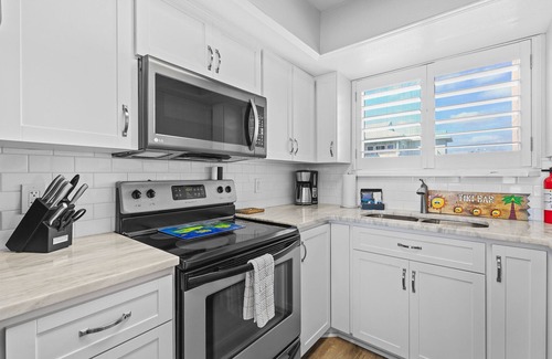 New Smyrna Beach Condo | Updated Oceanfront Condo! Pool, Beach & steps from Flagler Ave