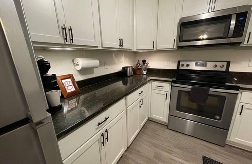 De Pere Apartment | Updated One Bedroom Apartment