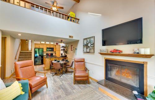 The Galena Territory House | Updated Retreat with Golf Course and Wildlife Views!