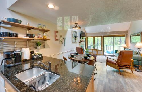 The Galena Territory House | Updated Retreat with Golf Course and Wildlife Views!