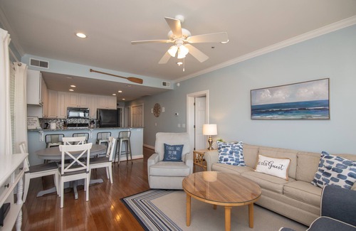 Edisto Island Condo | Updated Second Floor Condo w/Free Pool Access; Direct Beach Access; Cable TV/WiFi Access