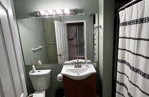 Southeastern Sacramento Apartment | Updated space near Davis Medical Center, Grocery Store, Restaurants, and Freeway
