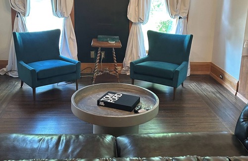 Ottawa House | Updated Spacious Victorian in Historic Eastside, walking distance to downtown.