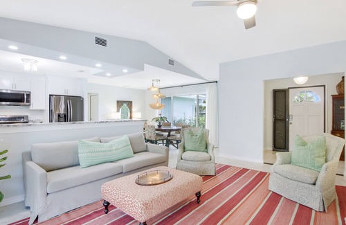 Beau Rivage West House | Updated Stuart home in waterfront community with private backyard, pool & lanai