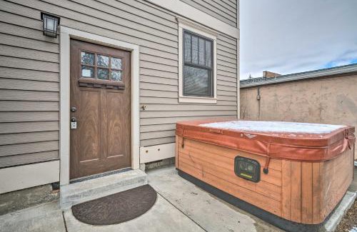 Red Lodge House | Updated Townhome with Hot Tub - Walk to Downtown!