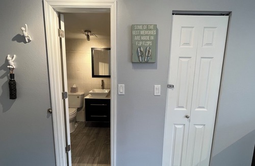 Kendale Lakes House | Upgraded home located very central