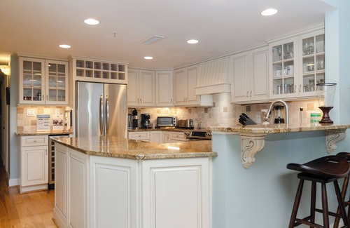 Shell Island Condo | Upgraded Oceanfront 3BR Condo in WrightsvilleDunes