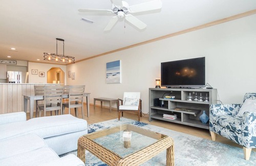 Shell Island Condo | Upgraded Oceanfront 3BR Condo in WrightsvilleDunes