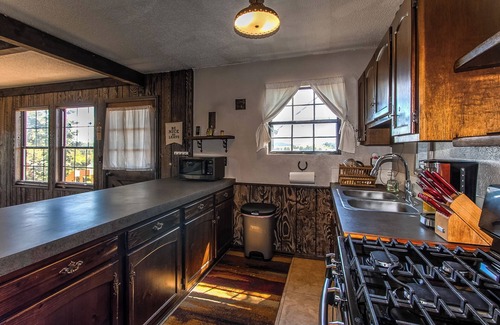 Indian Mountain Cabin | Upgraded & Private Cabin, Incredible Views over 6+ acres by Nat'l park access