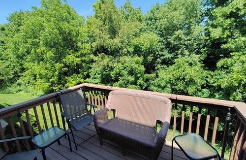 Algonquin House | Upgraded townhome, in beautiful setting backing to woods.