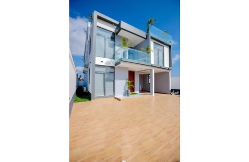 Agbogba Apartment | Uphills Court - Room 101