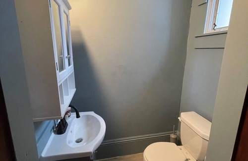 Central Business District Bed & Breakfast | Upjohn House Inn