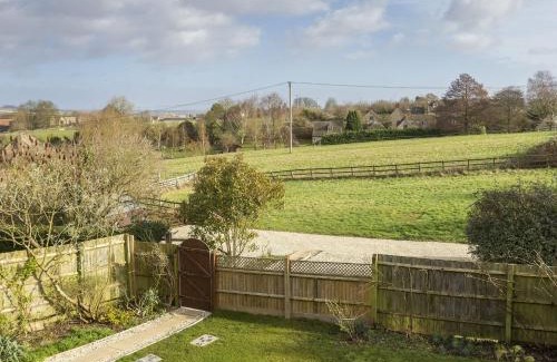 Chipping Norton House | Upper End House
