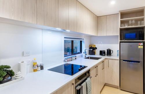 Christchurch City Centre Apartment | Upper floor studio 1 bed 1 bath with sofa bed