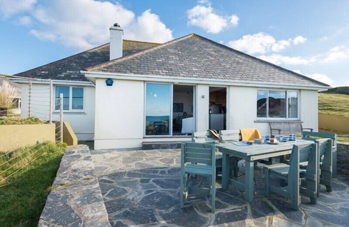 Trebetherick Cottage | UPPER GREN, pet friendly, character holiday cottage in Trebetherick