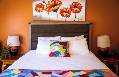 Cormack Bed & Breakfast | Upper Humber Settlement A FarmStay BNB
