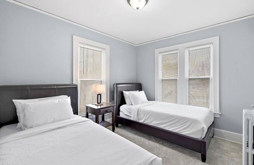 Mount Clemens House | Upper Unit 185-Down Town Mount Clemens