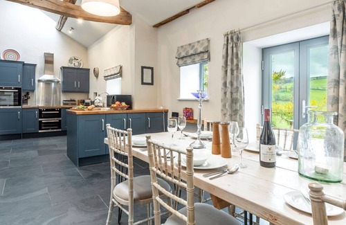Pennant Melangell Villa | Upper Valley Barns - Six Bedroom Villa, Sleeps 14