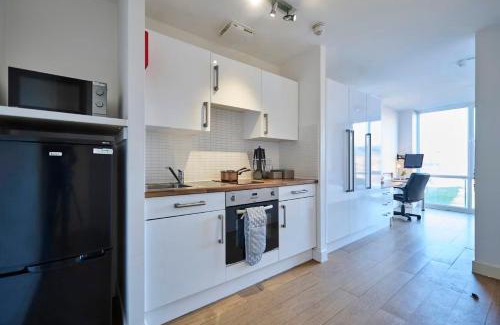 Oadby Apartment | Upperton Road Studios in Leicester
