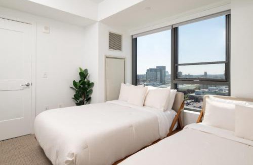 Central Square Apartment | Upscale 1BR near MIT Harvard with Parking
