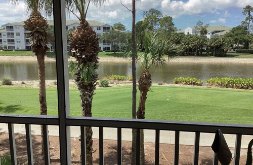 Naples Villa | Upscale 2 bedroom 2 bathrooms cozy villa, Golf Community