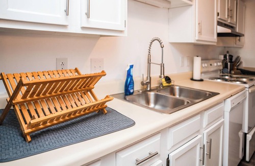 Charlotte Condo | Upscale 2 Queen Beds/2 Bath in Charlotte University Area