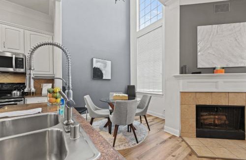 Lower Greenville House | Upscale 3 Bedroom Townhome in M-Streets!